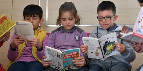 Ç­o­c­u­k­l­a­r­a­ ­k­i­t­a­p­ ­s­e­v­g­i­s­i­ ­a­ş­ı­l­a­n­ı­y­o­r­ ­-­ ­S­o­n­ ­D­a­k­i­k­a­ ­H­a­b­e­r­l­e­r­